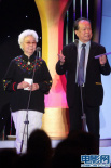 田华、李前宽颁优秀影片 一等奖《我是植物人》