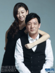 唐一菲攜酷爸同拍寫真 性感女郎變身“乖乖女”