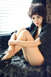 于小磊拍情欲寫真大片 勾魂媚眼透欲女氣息