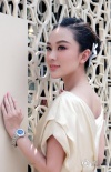 霍思燕巴黎拍摄写真 戴法式风情帽显妩媚风情