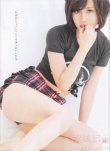 前田敦子登上雜志封面 蕾絲短褲展露完美身材