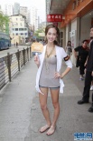 Jessica C.街头宣传引围观 自曝在夜店曾被非礼