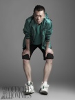 王学兵最新时尚写真曝光 眼神深邃魅力独特
