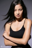 混血女星黑木明纱拍写真 展清纯容貌魔鬼身材