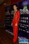 萧蔷爆奶劈腿练舞全身淤青 与蔡妍比拼火辣身材