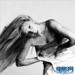 Lady GaGa新寫真變身女神 裸妝垂發(fā)純美自然