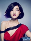 鄧家佳拍寫真變身多面嬌娃 妝容驚艷氣場(chǎng)強(qiáng)大