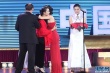 艾麗婭、龐學(xué)勤頒最佳女配角獎(jiǎng) 國(guó)歌登臺(tái)領(lǐng)獎(jiǎng)