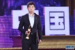 路陽(yáng)獲得最佳導(dǎo)演處女作獎(jiǎng) 張建亞、陳德森頒獎(jiǎng)
