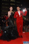 TVB紅毯女星秀美腿 胡杏兒、胡定欣黑白天鵝PK