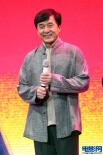 “相信愛(ài)”開(kāi)場(chǎng)氣勢(shì)恢宏 成龍攜眾星演唱主題曲
