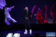 陳楚生唱“通天帝國”宣傳曲 歌聲悠揚場面溫馨