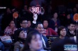 电影网副总经理梁龙飞现身晚宴 参与竞拍传爱心
