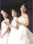 忽那汐里首次披上新娘婚紗 笑稱不習(xí)慣穿緊身裙