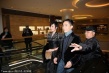 刘嘉玲为梁朝伟电影首映加油 手挽手入场恩爱