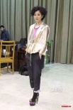 鄭秀文金色潮衣出鏡 稱暫不打算與許志安結(jié)婚