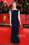 帕丁森撑《漂亮朋友》首映 克里斯蒂娜似美人鱼
