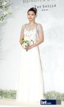 韓星全智賢做新嫁娘甜美嬌笑 蕾絲透視婚紗驚艷