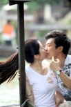 《爱@桐乡》水上婚礼 李东恒、刘庭羽船头热吻