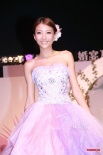 陳嘉桓披婚紗大秀雪乳 自認(rèn)沒人追憧憬浪漫婚禮