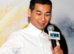 赵文卓遗憾未能与樊少皇对打 想拍时装戏秀好身材