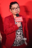 彭浩翔、王李丹妮助陣“曝光” 方勵(lì)演示同性吻