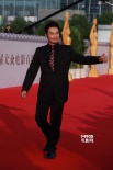 《房車奇遇》連凱紅毯獨自亮相 揮手致意精神佳