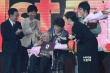 百花奖终身成就奖现场揭晓 王为一登台接受殊荣