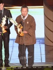 金基德获韩国文化艺术奖认可 Psy得奖未出席