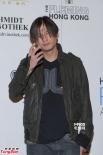 吳彥祖攜孕妻首度亮相 望女兒長得丑免惹人追求