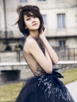 林鵬法國寫真演繹東方美 華服美背大秀透視魅惑