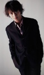 中村俊介