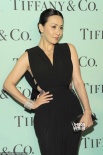 劉嘉玲露背黑長裙出席活動 與好萊塢女星齊斗艷