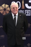 北京国际电影节今晚闭幕 评委杰夫·布朗走蓝毯