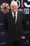 北京国际电影节今晚闭幕 评委杰夫·布朗走蓝毯