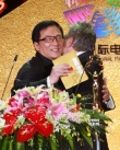 成龍呂克·貝松互捧 頒最佳導(dǎo)演給《少女洛荷》