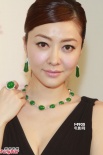 熊黛林感謝舊愛祝福大秀深V 否認戀上同性密友