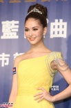 昆凌坦率面對緋聞不逃避 贊周董八腹塊肌身材好