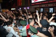 杨幂、郭采洁争艳首映式红毯 粉丝狂热险酿骚乱