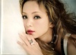 36歲辣媽安室奈美惠寫(xiě)真似芭比 化身俏麗愛(ài)麗絲
