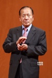 釜山亚洲电影市场颁奖 金知云新片《人狼》获资助