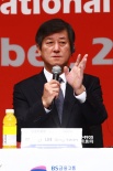 第18届釜山电影节10月12日闭幕 李庸观直面质疑