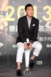 《特殊身份》首映 甄子丹不愿露胸肌否认是男神