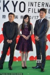 宮崎香蓮穿紫色短裙蘿莉亮相 與松本利夫般配足