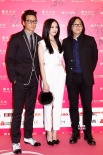 姚晨、吳彥祖“黑白配”亮相 劉雨欣爆乳顯青筋