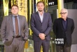 莱昂纳多亮相东京证交所 与导演马丁台上互夸