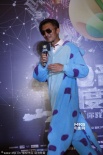 蔡依林爆乳亮相音樂盛典 謝霆鋒穿卡通服裝賣萌