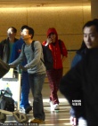 文章现身全副武装摆黑脸 同机马伊琍不见踪影