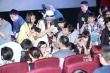 成龙监制《缘来是游戏》首映 马国明遭疯狂围堵