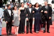 戈達(dá)爾《再見語言》首映 女主演胸門大開秀半球